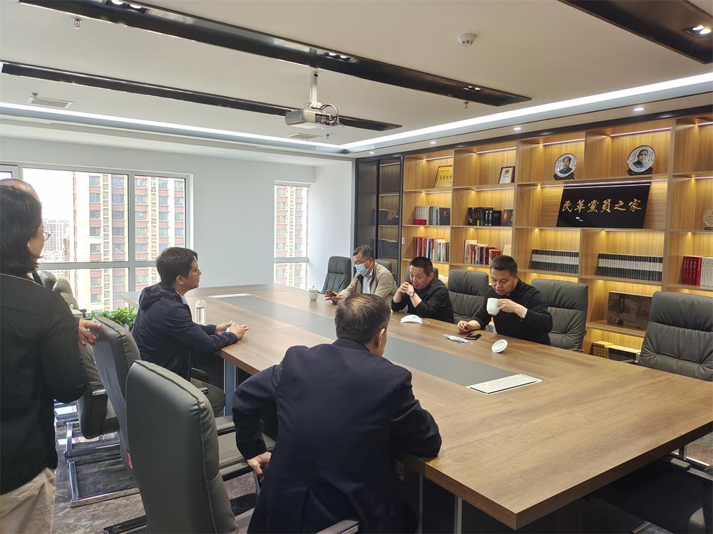 四平市司法局副局长马连伟到吉林尚理律师事务所检查复工复产情况和疫情防控工作